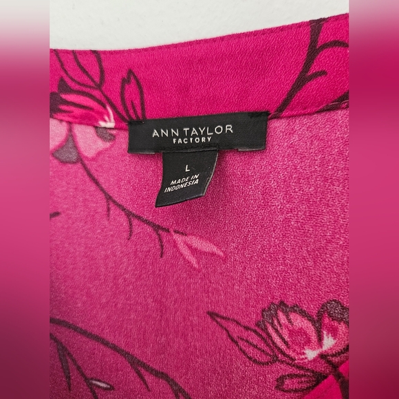 Ann Taylor Factory Fuchsia Floral Midi Dress - Picture 3 of 3